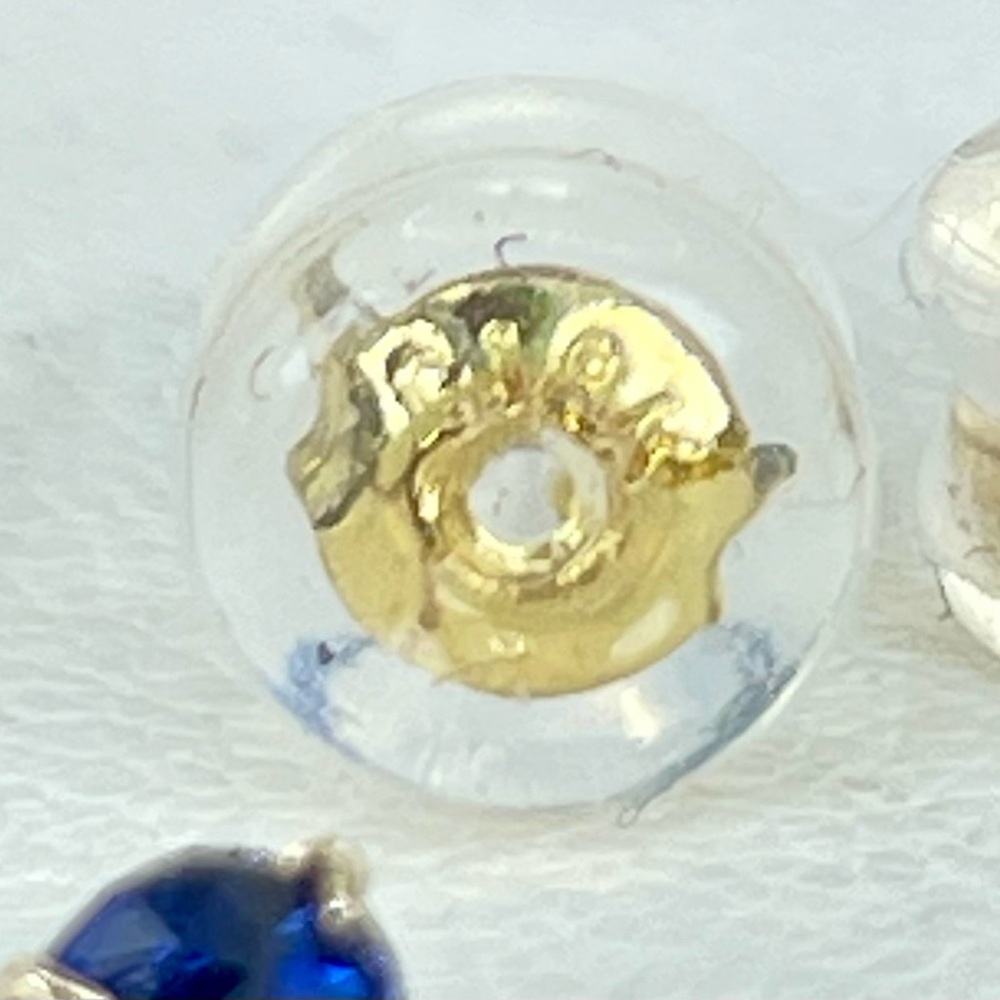 14KT solid Citrine stud earrings 4mm each. .50ct total - Picture 5 of 12